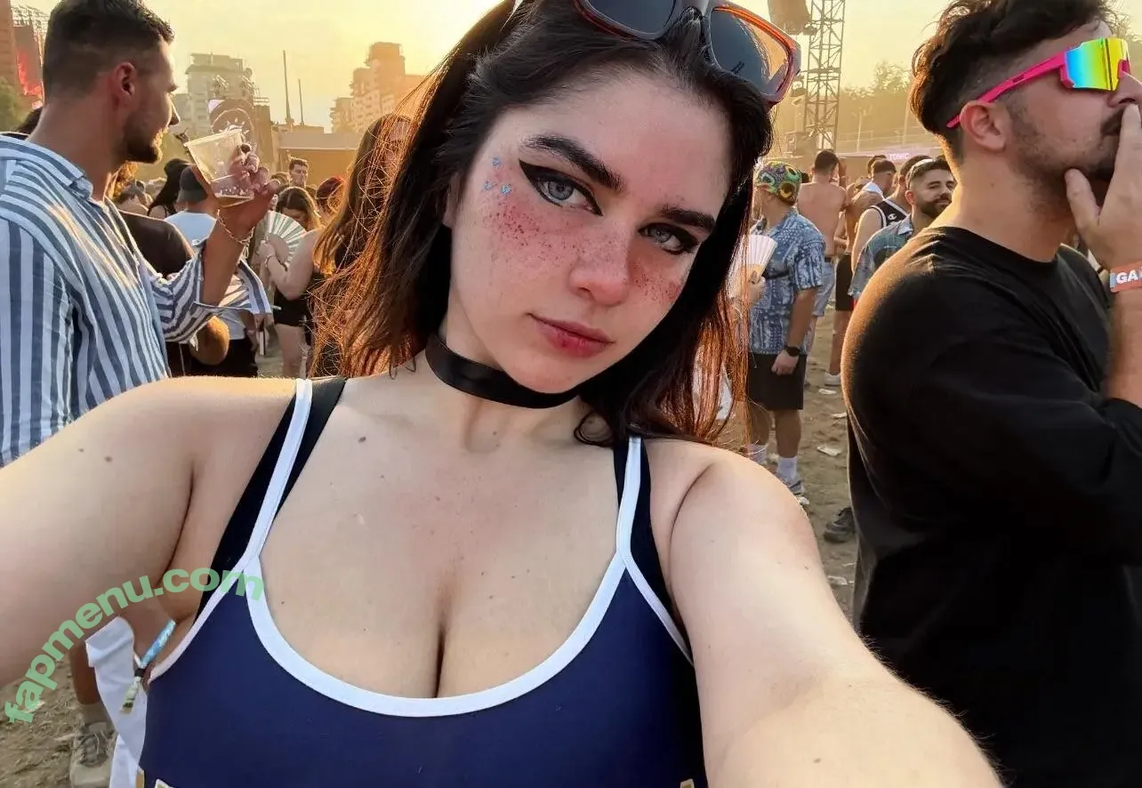 Sarahbustani nude photo #0032 (Sarah Bustani / sarahbustani69)