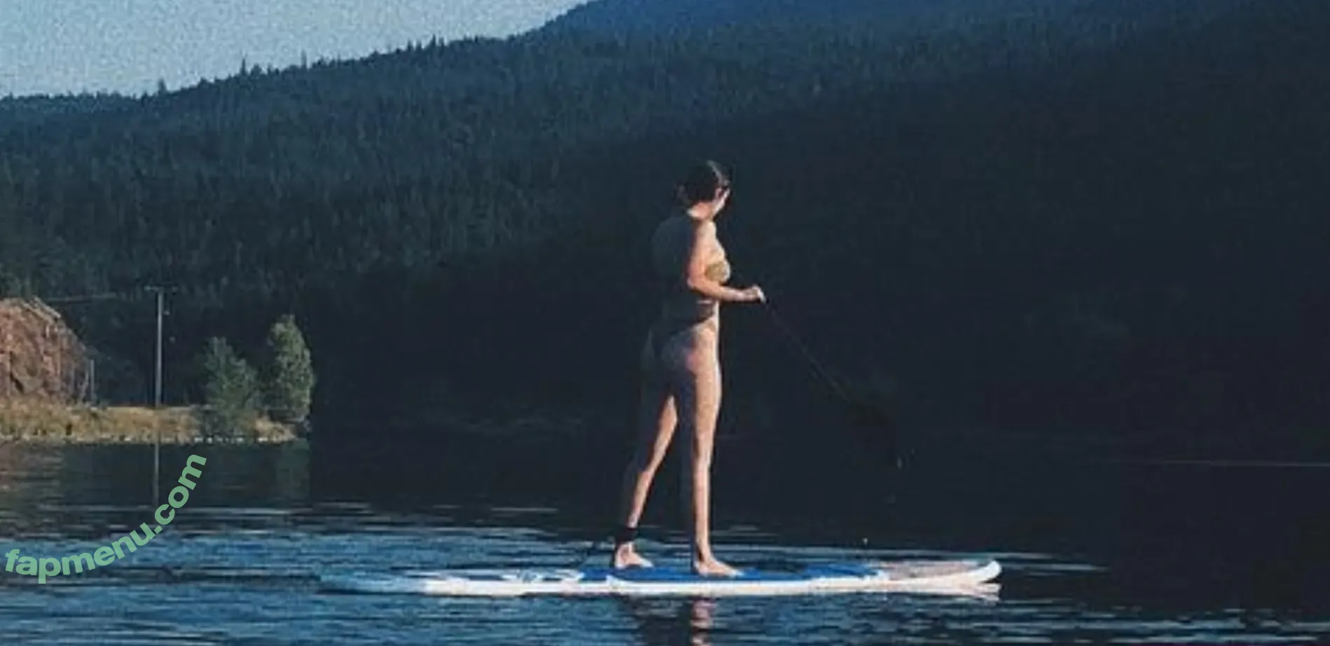 Sarah Butt nude photo #0004 (cherry_jerry24 / sarahbbutt)