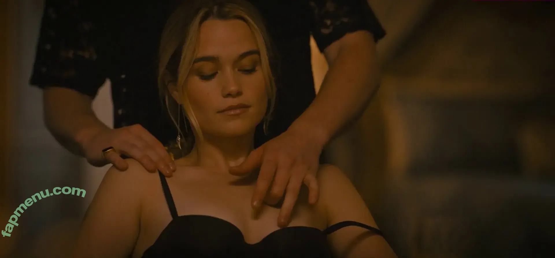 Sarah Catherine Hook nude photo #0112 (sarahcatherine.hook)