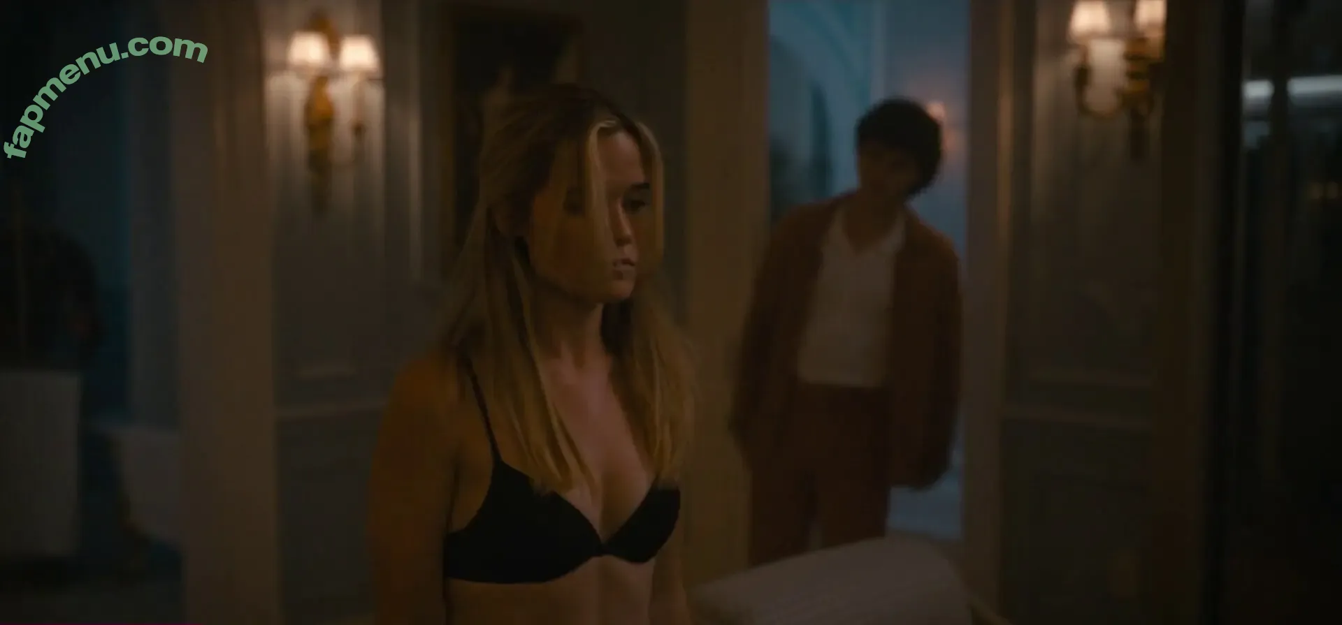 Sarah Catherine Hook nude photo #0121 (sarahcatherine.hook)