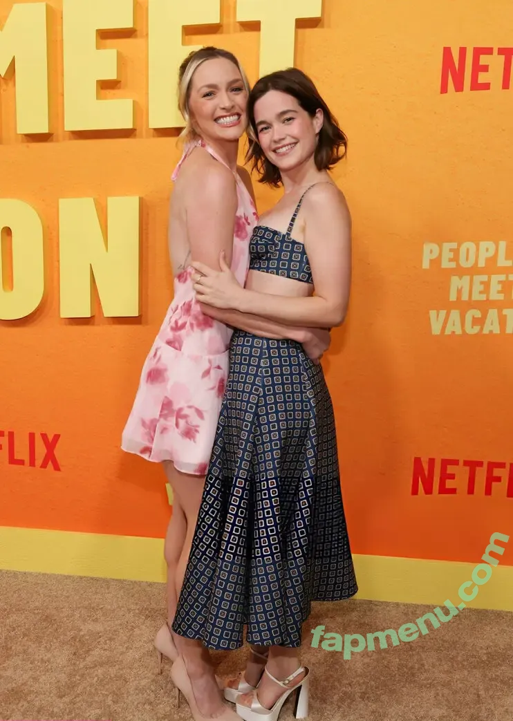 Sarah Catherine Hook nude photo #0142 (sarahcatherine.hook / schookofficial)