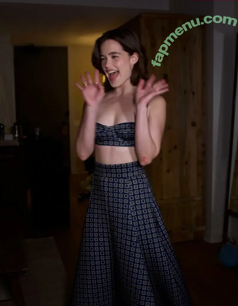 Sarah Catherine Hook nude photo #0157 (sarahcatherine.hook / schookofficial)