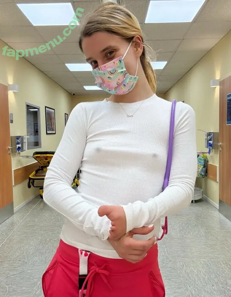 Sarah Cnacares nude photo #0011 (Sarah Bird / cutestnursingassistant / sarah wi / sarah_cnacares)