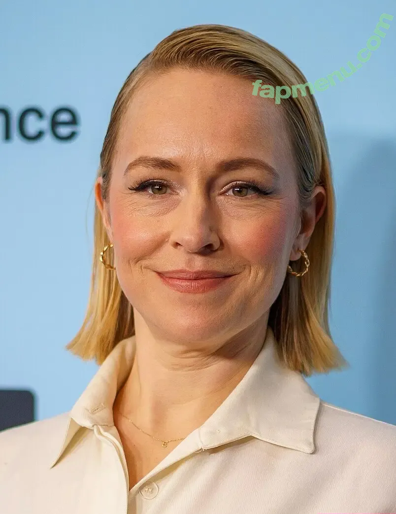 Sarah Goldberg nude photo #0005 (Sarah Goldberg)