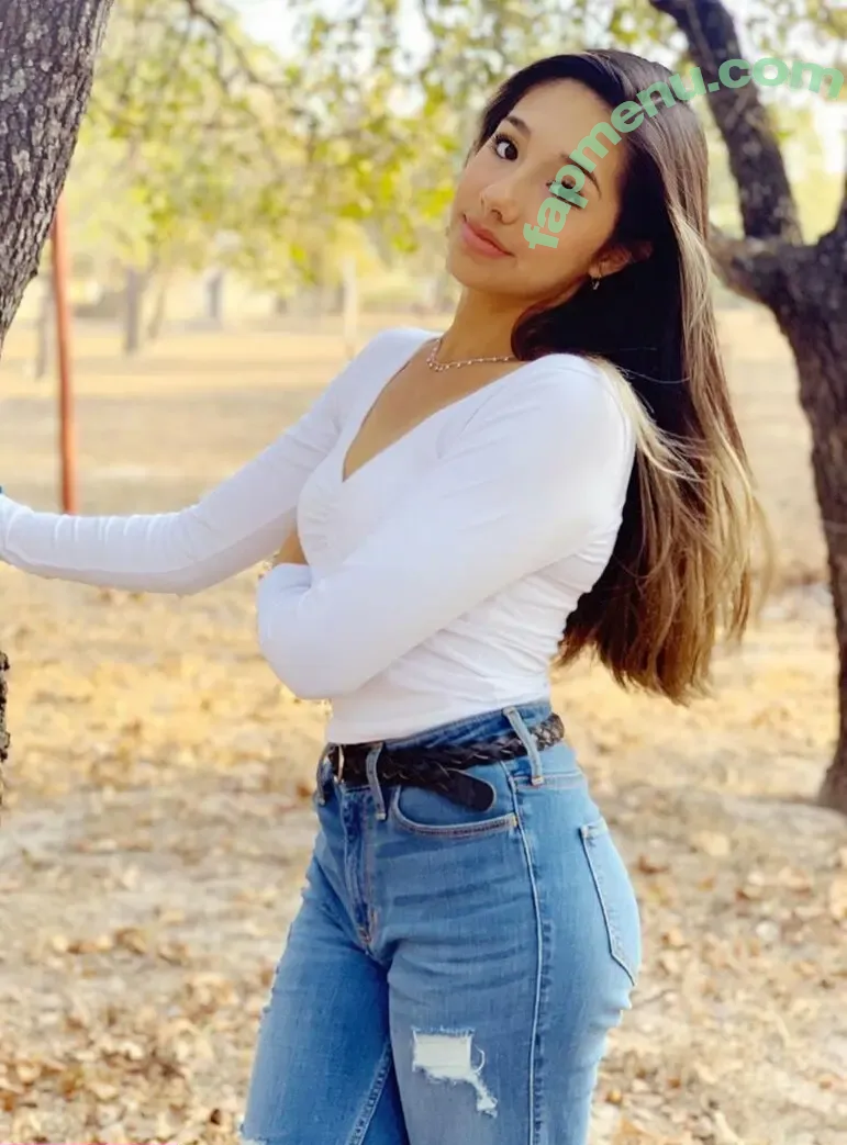 Sarah Grace nude photo #0007 (Sarah Grace)