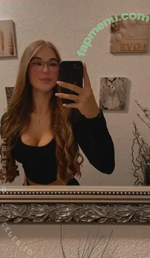 Sarah.Gymblog nude photo #0040