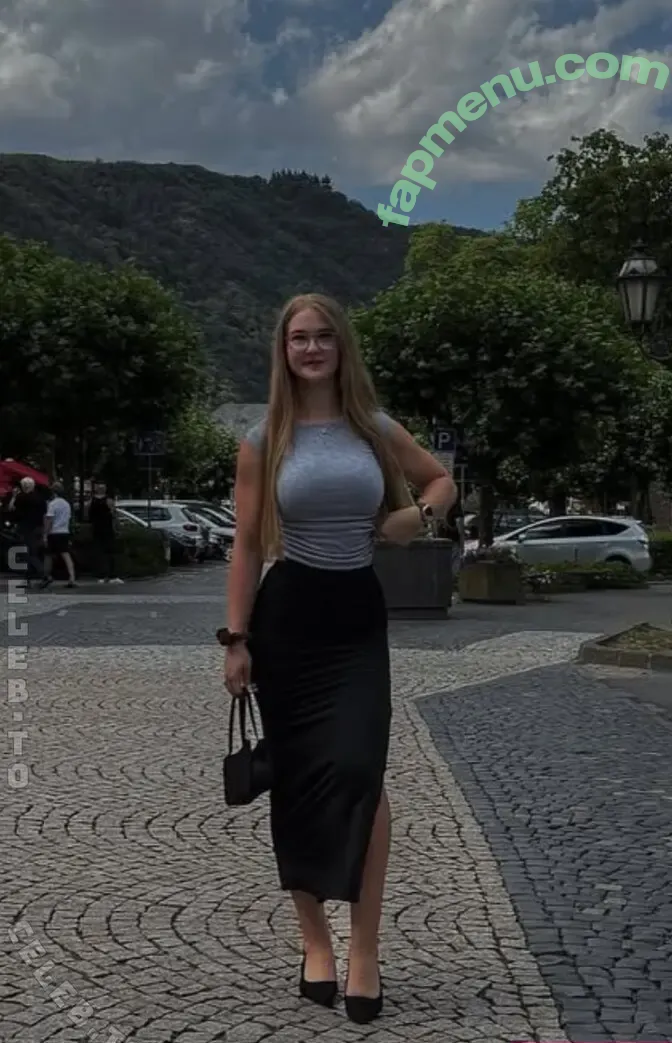 Sarah.Gymblog nude photo #0069 (Sarah.Gymblog)