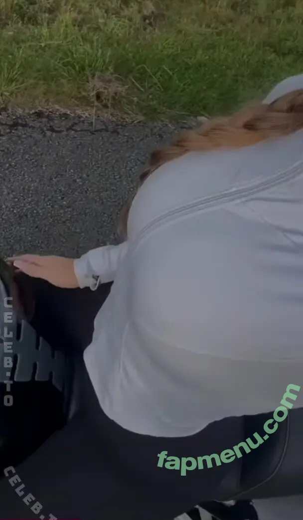 Sarah.Gymblog nude photo #0075 (Sarah.Gymblog)