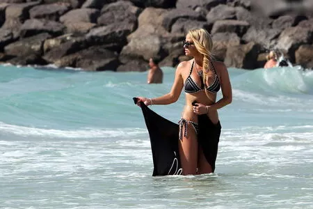 Sarah Harding / sarahnicoleharding nude photo #0093