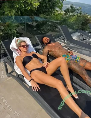 Sarah Harrison / harrison.sarah / sarah.harrison.official nude photo #0294