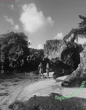 Sarah Harrison / harrison.sarah / sarah.harrison.official nude photo #0303