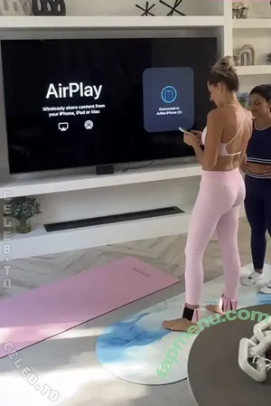 Sarah Harrison / harrison.sarah / sarah.harrison.official nude photo #0319