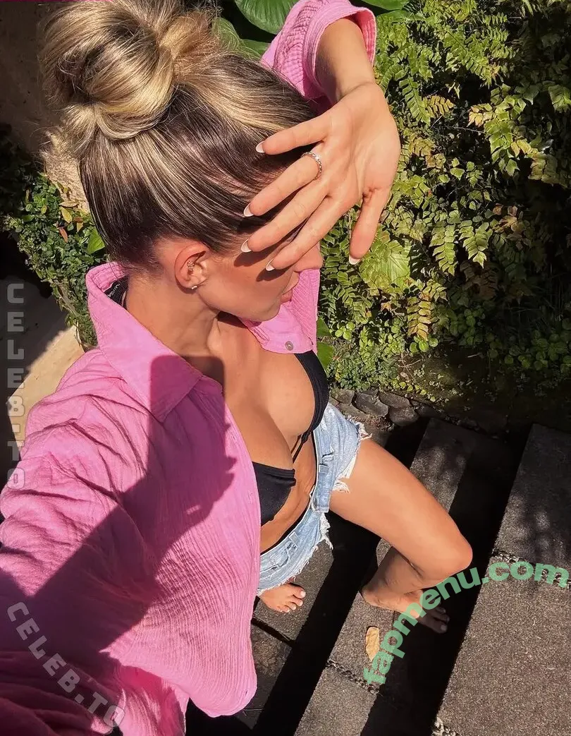 Sarah Harrison nude photo #0297 (harrison.sarah / sarah.harrison.official)