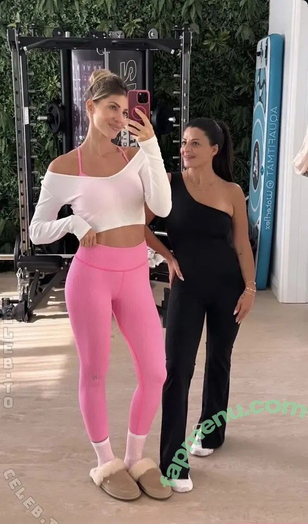 Sarah Harrison nude photo #0318 (harrison.sarah / sarah.harrison.official)