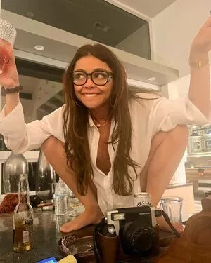 Sarah Hyland / Sarah_Hyland / sarahhyland nude photo #0324