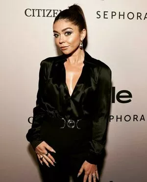 Sarah Hyland / Sarah_Hyland / sarahhyland nude photo #0370