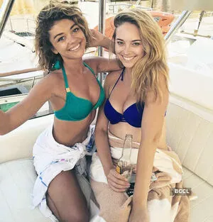 Sarah Hyland / Sarah_Hyland / sarahhyland nude photo #0752