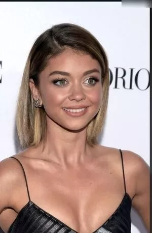 Sarah Hyland / Sarah_Hyland / sarahhyland nude photo #0757