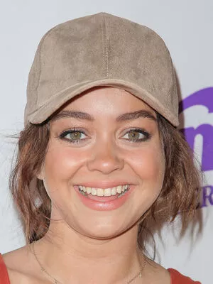 Sarah Hyland / Sarah_Hyland / sarahhyland nude photo #0819