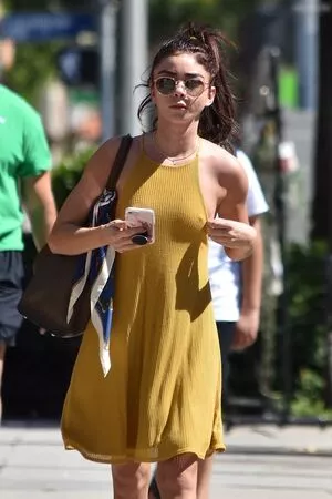 Sarah Hyland / Sarah_Hyland / sarahhyland nude photo #0980