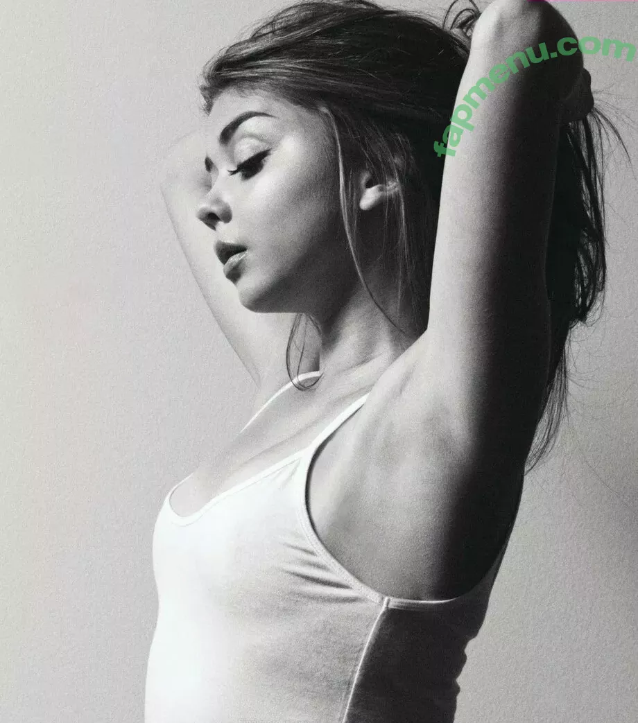 Sarah Hyland nude photo #0211 (Sarah_Hyland / sarahhyland)