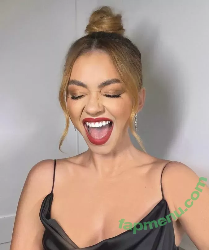 Sarah Hyland nude photo #0340 (Sarah_Hyland / sarahhyland)