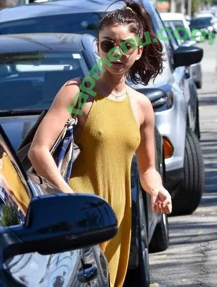 Sarah Hyland nude photo #0667 (Sarah_Hyland / sarahhyland)