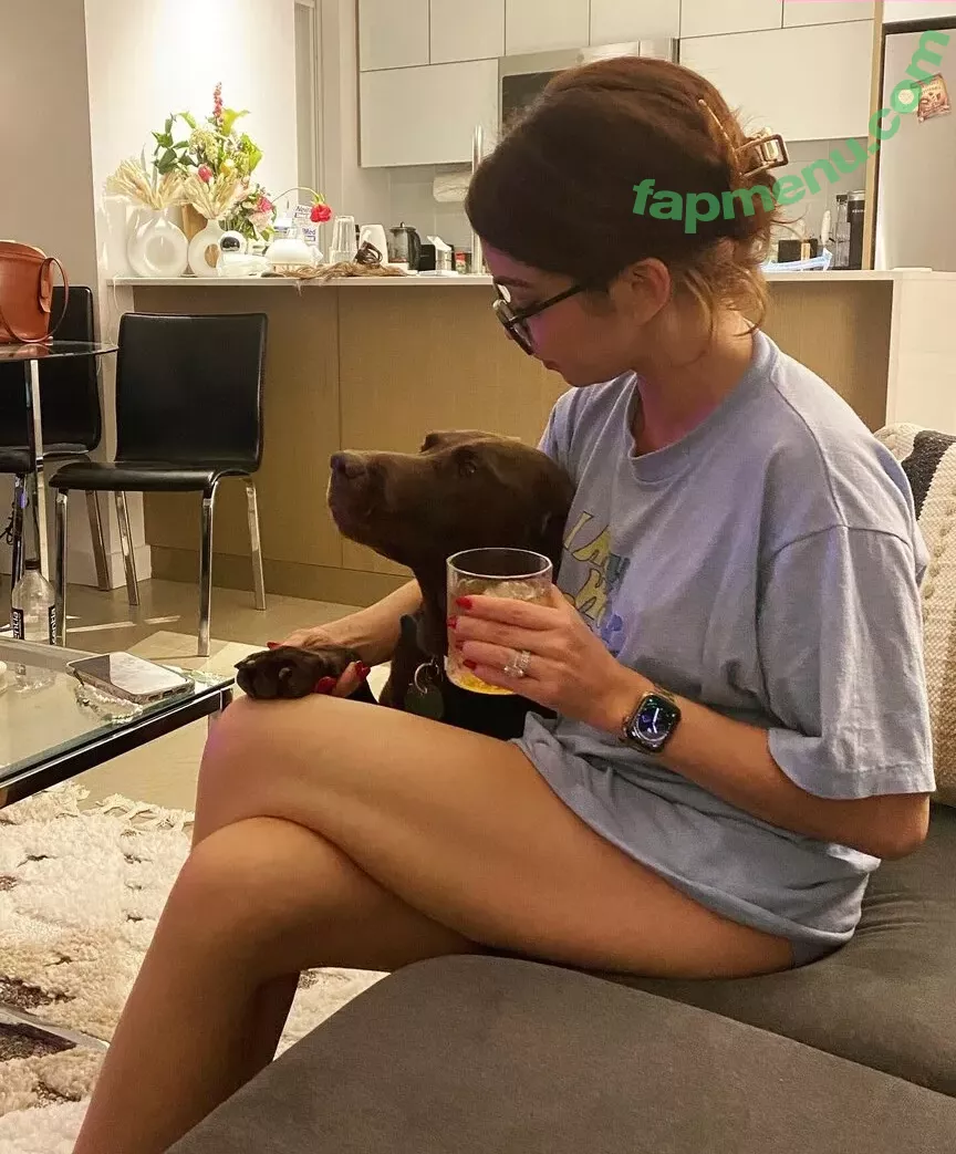 Sarah Hyland nude photo #0746 (Sarah_Hyland / sarahhyland)