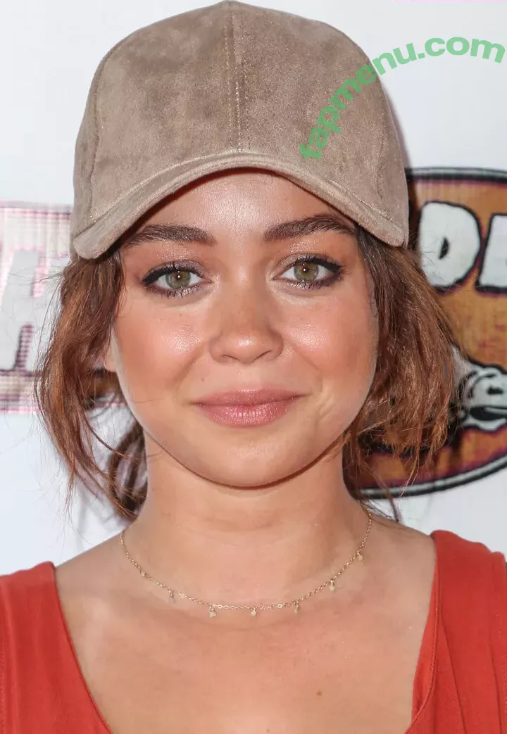 Sarah Hyland nude photo #0804 (Sarah_Hyland / sarahhyland)