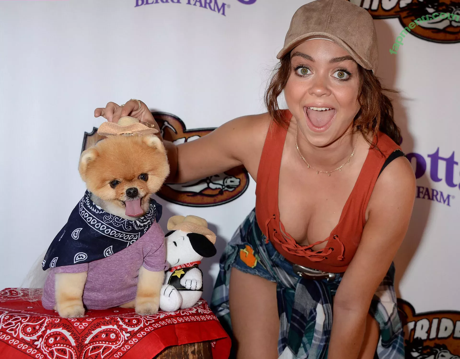 Sarah Hyland nude photo #0841 (Sarah_Hyland / sarahhyland)