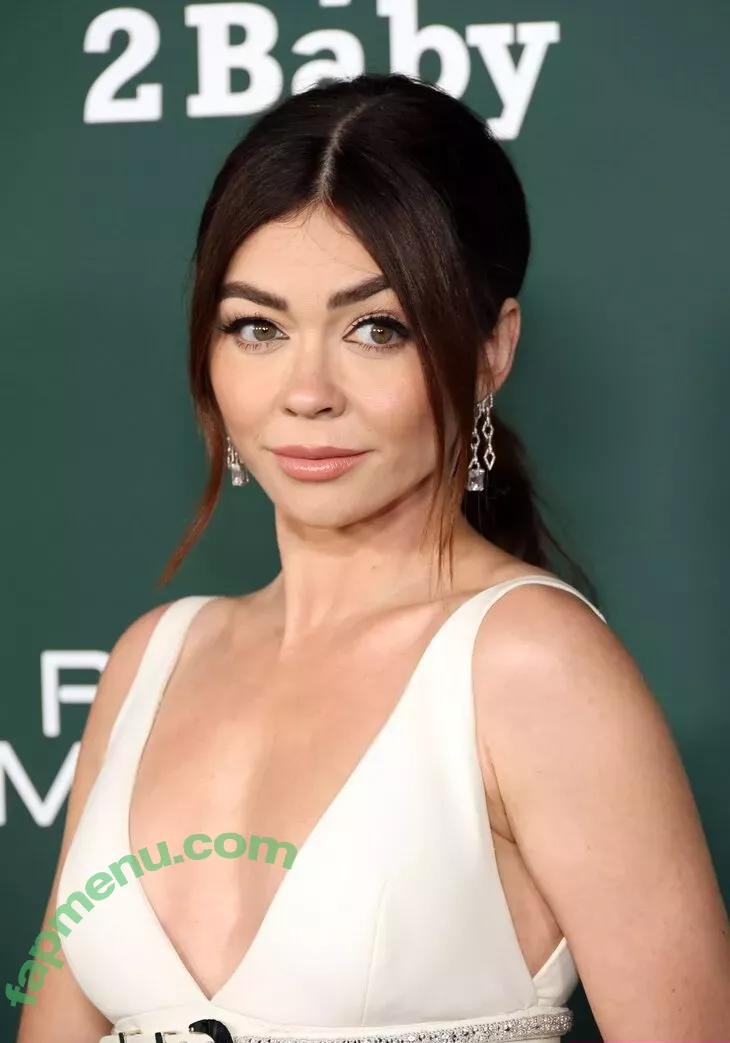 Sarah Hyland nude photo #0933 (Sarah_Hyland / sarahhyland)