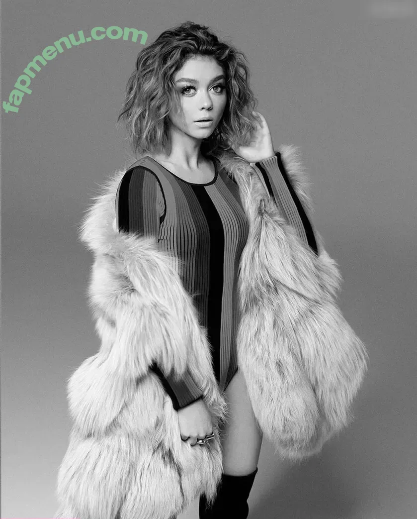 Sarah Hyland nude photo #1106 (Sarah_Hyland / sarahhyland)