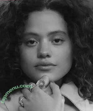 Sarah Jeffery / sarahmjeffery nude photo #0157