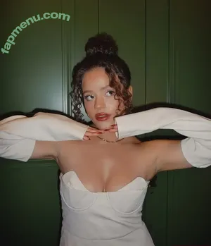 Sarah Jeffery / lazy_lewds55 / sarahmjeffery nude photo #0173