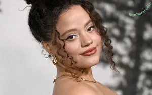 Sarah Jeffery / lazy_lewds55 / sarahmjeffery nude photo #0178