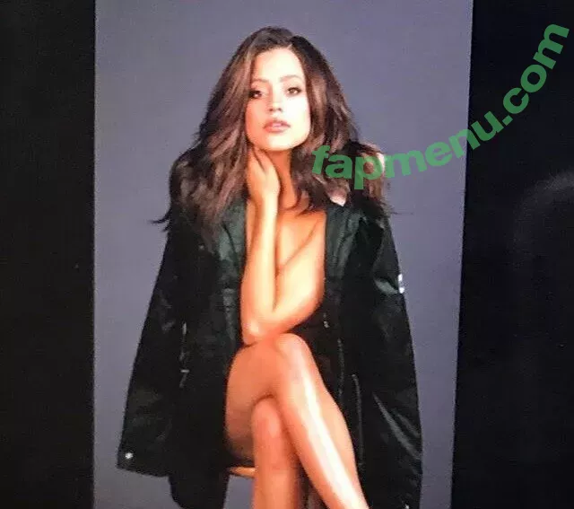 Sarah Jeffery nude photo #0050 (lazy_lewds55 / sarahmjeffery)