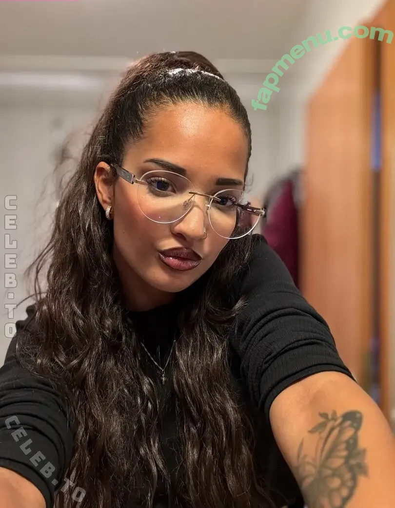 sarah_mai nude photo #0019 (sarah_mai)