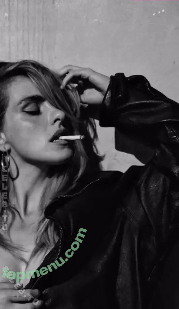 Sarah Mangione nude photo #0086 (ZaMangione / sarahmangione)