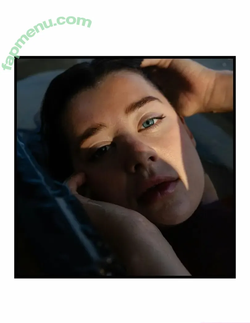 Sarah McDaniel nude photo #0006 (Krotchy / cloudpeople)