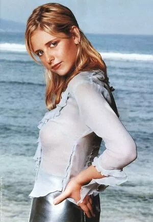 Sarah Michelle Gellar / sarahmgellar nude photo #0738