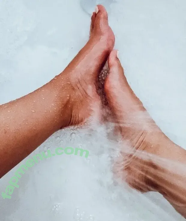 Sarah Milkowski nude photo #0075 (Sarahmilkowska / sarah_milkowski / ska)