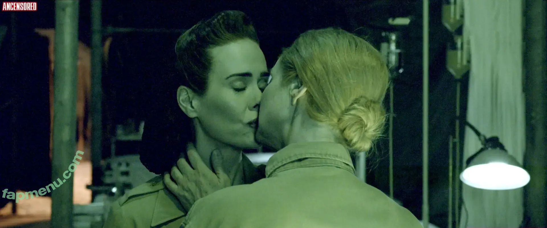 Sarah Paulson nude photo #0037 (mssarahcatharinepaulson)