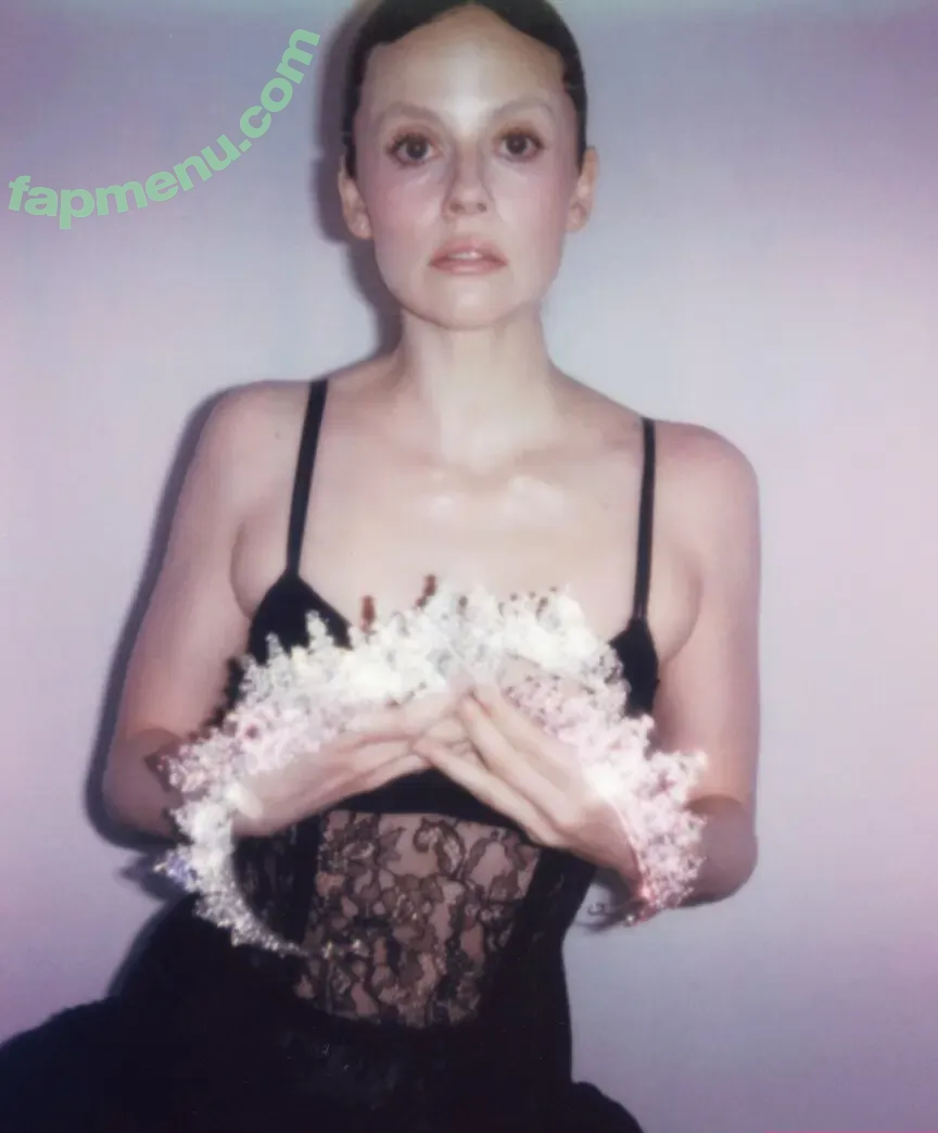 Sarah Ramos nude photo #0011 (saraheramos)