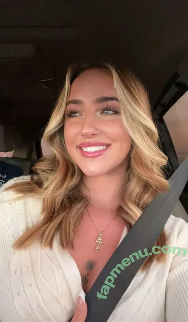 Sarah Riley nude photo #0072 (sarahmfriley / sarahril3y)