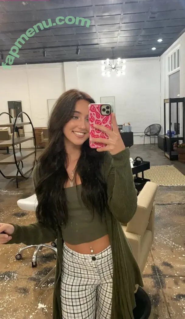 Sarah Riley nude photo #0073 (sarahmfriley / sarahril3y)