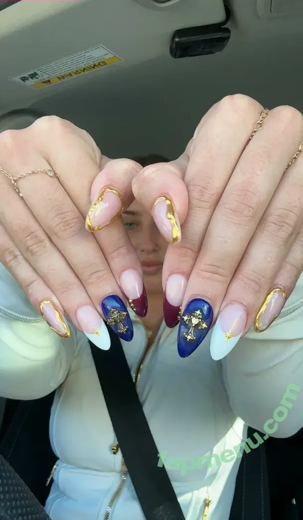 Sarah Riley nude photo #0079 (sarahmfriley / sarahril3y)