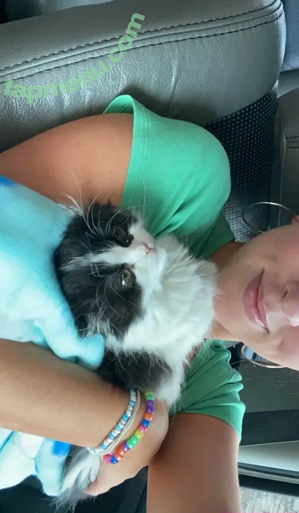 Sarah Riley nude photo #0115 (sarahmfriley / sarahril3y)