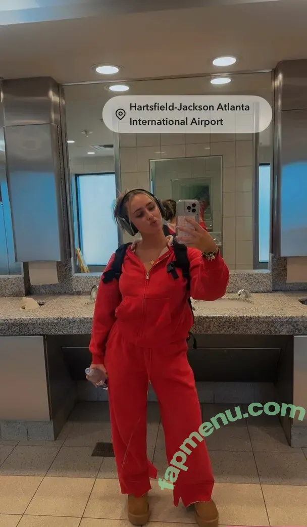 Sarah Riley nude photo #0123 (sarahmfriley / sarahril3y)