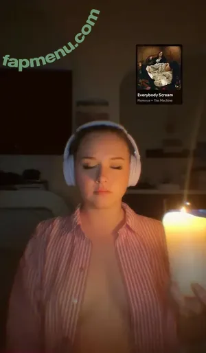 Sarah Schauer / sarahschauer nude photo #0027