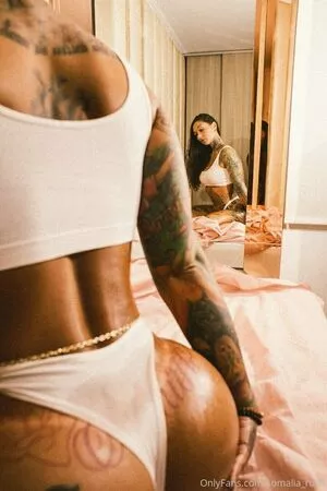 Sarah Schmidt / amarilla_bombshell / somaliasworld / xsarah.schmidtx / xsarahschmidtx nude photo #0110